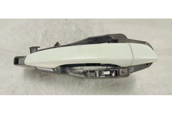 Recambio de maneta exterior lateral izquierda para citroen berlingo 1.5 hdi referencia OEM IAM 9802977180  