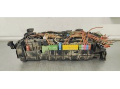 Recambio de caja reles / fusibles para mercedes-benz clase b (w246) 1.8 cdi referencia OEM IAM A2465400040  