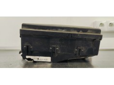 Recambio de caja reles / fusibles para ford c-max 1.6 tdci referencia OEM IAM AV6T14A067AC  