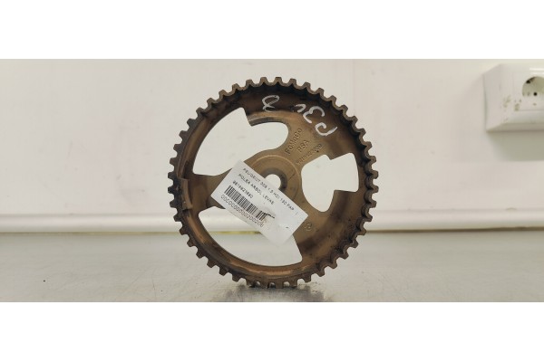 Recambio de polea arbol levas para peugeot 308 1.5 hdi 130 fap referencia OEM IAM 9819923680  