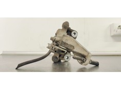 Recambio de pinza de freno trasera derecha para peugeot 308 1.5 hdi 130 fap referencia OEM IAM 9670734580  