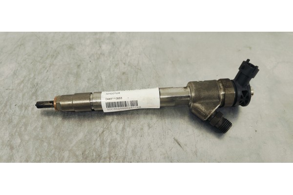 Recambio de inyector para peugeot 308 1.5 hdi 130 fap referencia OEM IAM 0445110955  