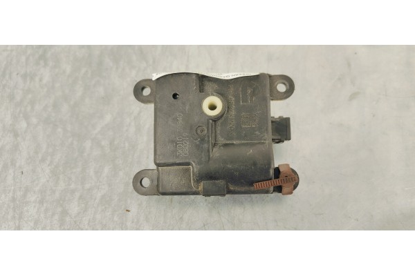 Recambio de motor apertura trampillas climatizador para nissan qashqai (j10) acenta referencia OEM IAM 3K01030840  