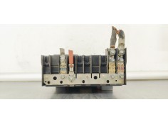 Recambio de caja reles / fusibles para seat altea (5p1) 1.9 tdi referencia OEM IAM 1K0937124K  
