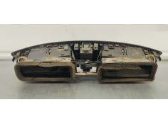Recambio de rejilla aireadora para renault scenic iii 1.9 dci 130 referencia OEM IAM 682600031R  