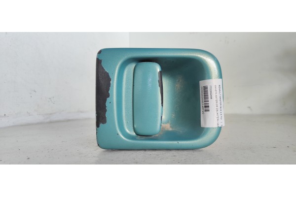 Recambio de maneta exterior delantera derecha para renault master bus 2.8 tdi referencia OEM IAM 7700352489  