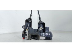 Recambio de cerradura puerta trasera derecha para opel vectra c berlina club referencia OEM IAM 24447346  