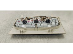 Recambio de luz interior para ford fiesta (cb1) ambiente referencia OEM IAM 8A6113733ABW  