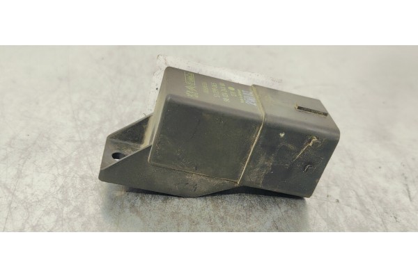 Recambio de caja precalentamiento para citroen c4 picasso 1.6 hdi referencia OEM IAM 9802424080  