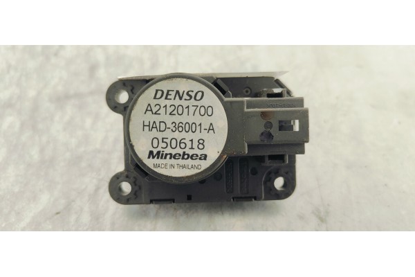 Recambio de motor apertura trampillas climatizador para citroen berlingo 1.5 hdi referencia OEM IAM A21201700  