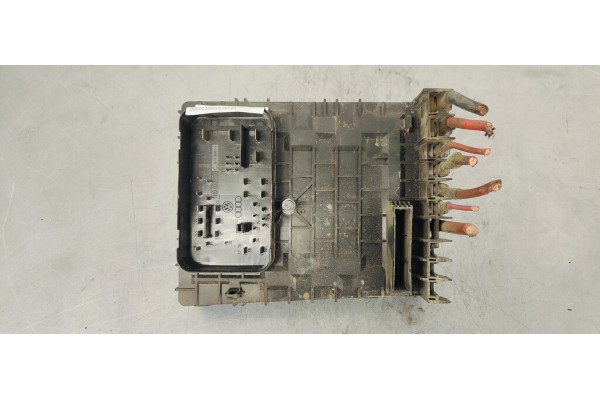 Recambio de caja reles / fusibles para volkswagen golf vi variant (aj5) 2.0 tdi referencia OEM IAM 1K0937125C  