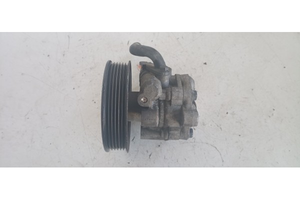 Recambio de bomba direccion para kia carens 2.0 crdi referencia OEM IAM OK2KC32600  
