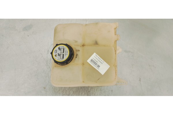 Recambio de deposito expansion para ford focus lim. 1.6 referencia OEM IAM 8V618K218AE  