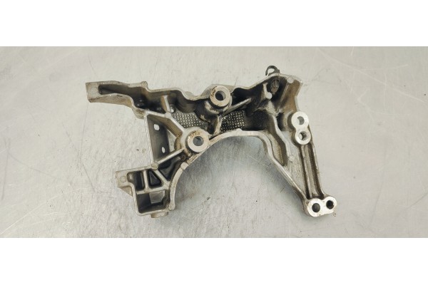 Recambio de soporte alternador para peugeot 3008 1.5hdi 130 fap referencia OEM IAM 9808696680  