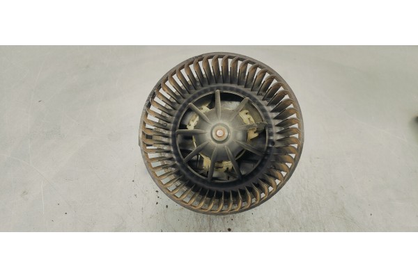 Recambio de ventilador calefaccion para renault megane ii berlina 5p confort dynamique referencia OEM IAM 030911X  