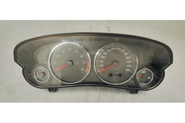 Recambio de cuadro instrumentos para cadillac cts 3.7 i referencia OEM IAM 15284101  