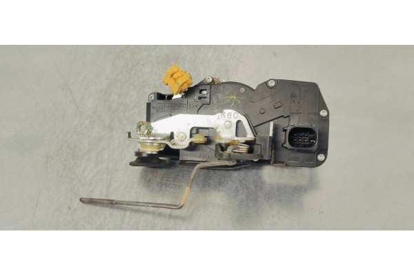 Recambio de cerradura puerta trasera derecha para cadillac cts 3.7 i referencia OEM IAM R15253278  