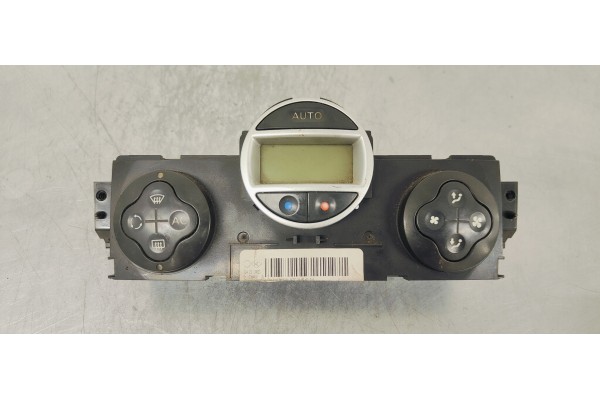 Recambio de mando climatizador para renault scenic ii emotion referencia OEM IAM 8200501465  
