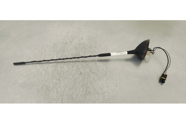 Recambio de antena para ford focus lim. 1.6 referencia OEM IAM AM5T18828BB  