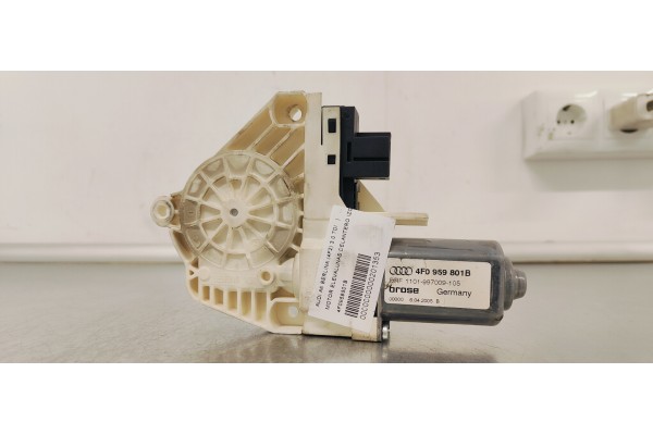 Recambio de motor elevalunas delantero izquierdo para audi a6 berlina (4f2) 3.0 tdi referencia OEM IAM 4F0959801B  