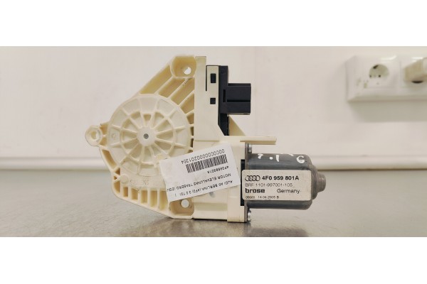 Recambio de motor elevalunas trasero izquierdo para audi a6 berlina (4f2) 3.0 tdi referencia OEM IAM 4F0959801A  