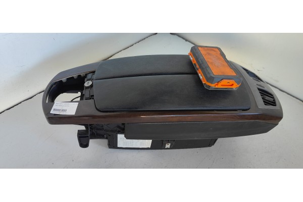 Recambio de apoyabrazos central para bmw serie 7 (e65/e66) 3.0 turbodiesel cat referencia OEM IAM 92432611310101  