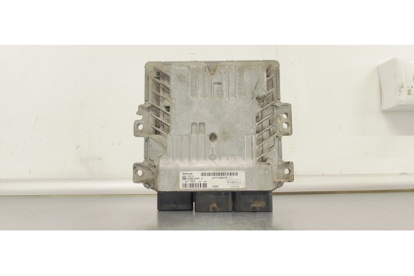 Recambio de centralita motor uce para ford focus lim. (cb8) 1.6 tdci referencia OEM IAM AU7112A650KB  