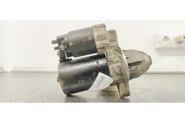 Recambio de motor arranque para mercedes-benz clase c (w203) berlina 180 (203.035) referencia OEM IAM 0001107403  