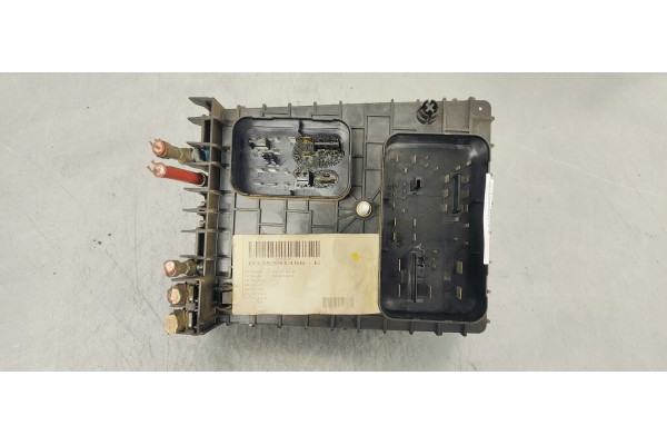 Recambio de caja reles / fusibles para volkswagen touran (1t1) touran i monovolumen fase 2 referencia OEM IAM 1K0937124H  
