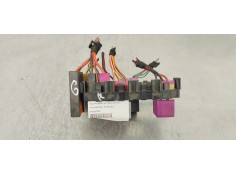 Recambio de caja reles / fusibles para audi a6 berlina (4f2) 3.0 tdi referencia OEM IAM 4F0937503  