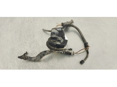 Recambio de claxon para volkswagen passat berlina (3b3) 1.9tdi 130 4x4 referencia OEM IAM 3B0951223A  