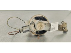 Recambio de claxon para volkswagen passat berlina (3b3) 1.9tdi 130 4x4 referencia OEM IAM 3B0951221A  