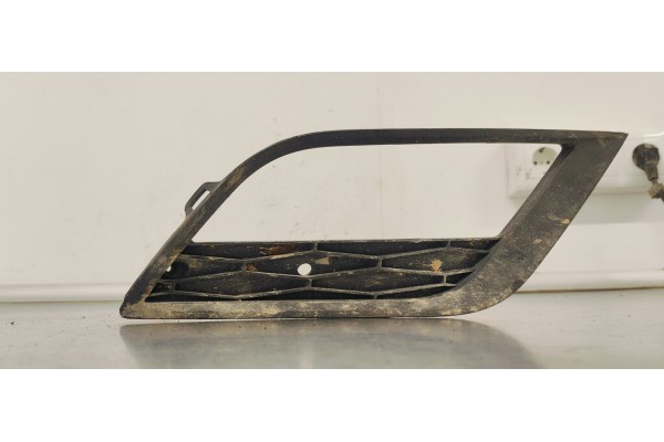 Recambio de rejilla paragolpes derecha para seat ibiza (6j5) 1.0 i referencia OEM IAM 6J0853666E  