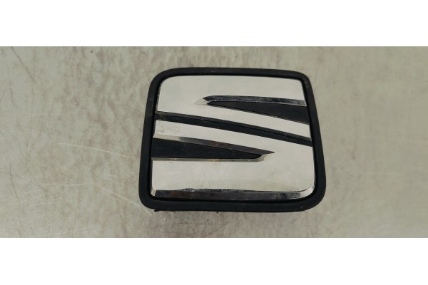 Recambio de maneta exterior porton para seat ibiza (6j5) 1.0 i referencia OEM IAM 6J0827565  