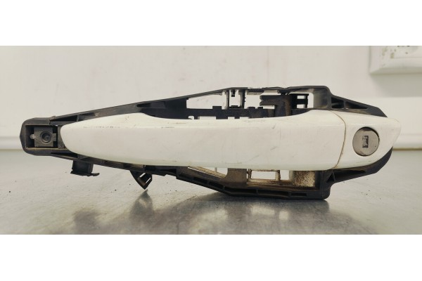 Recambio de maneta exterior delantera izquierda para peugeot 508 sw 1.6 hdi referencia OEM IAM 9688834180S  