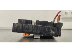 Recambio de caja reles / fusibles para seat toledo (5p2) 1.9tdi 105 referencia OEM IAM 1K0937124K  