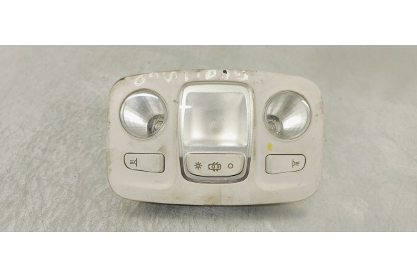 Recambio de luz interior para citroen berlingo 1.5 hdi referencia OEM IAM 96721407BJ  