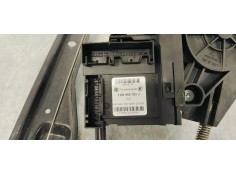 Recambio de elevalunas delantero izquierdo para volkswagen golf v berlina (1k1) highline 4motion referencia OEM IAM 1K0959701M  