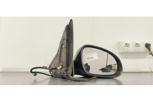 Recambio de retrovisor derecho para volkswagen golf v berlina (1k1) highline 4motion referencia OEM IAM E13010880  