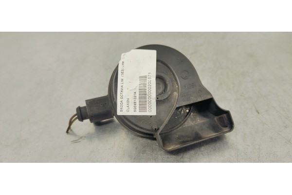 Recambio de claxon para skoda octavia lim. (5e3) like referencia OEM IAM 5Q0951221A  