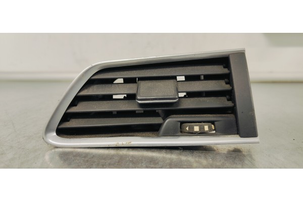 Recambio de rejilla aireadora para peugeot 508 sw 1.6 hdi referencia OEM IAM 9686445377  