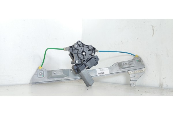 Recambio de elevalunas delantero izquierdo para opel corsa d catch me now referencia OEM IAM 72009000  