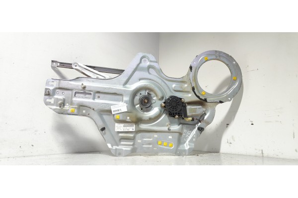 Recambio de elevalunas delantero derecho para kia cerato 2.0 ex berlina (4-ptas.) referencia OEM IAM   