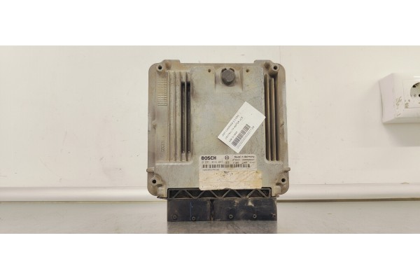 Recambio de centralita motor uce para jeep compass 2.0 crd referencia OEM IAM 0281013845  