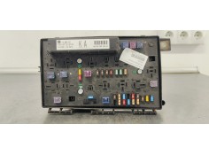 CAJA RELES / FUSIBLES 13250232 