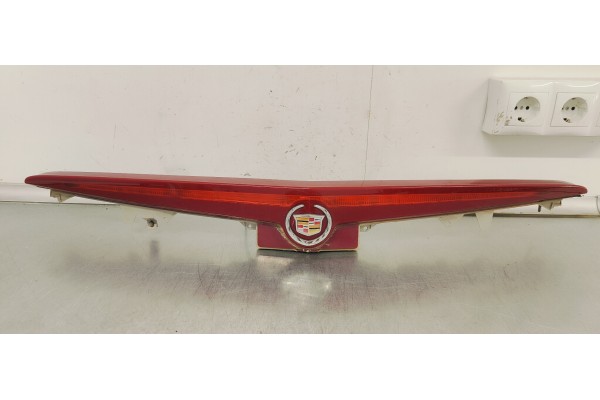 Recambio de luz central de freno para cadillac cts 3.7 i referencia OEM IAM 282204F  