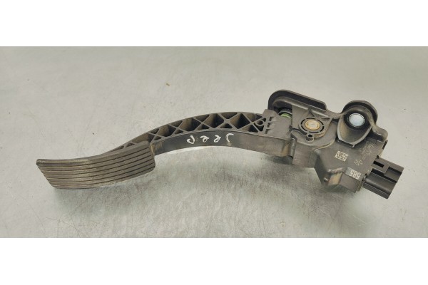 Recambio de pedal acelerador para jeep compass 2.0 crd referencia OEM IAM 04891585AB  