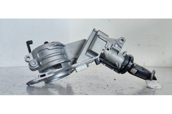 Recambio de conmutador de arranque para opel astra h berlina sport referencia OEM IAM 2421430  