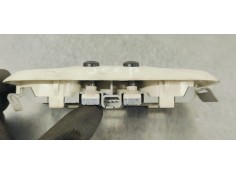 Recambio de luz interior para jeep compass 2.0 crd referencia OEM IAM 1AN73TRMAA  