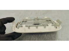 Recambio de luz interior para jeep compass 2.0 crd referencia OEM IAM 1AN73TRMAA  
